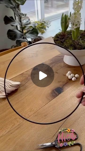 How to do the Simple Knot Napkin Fold